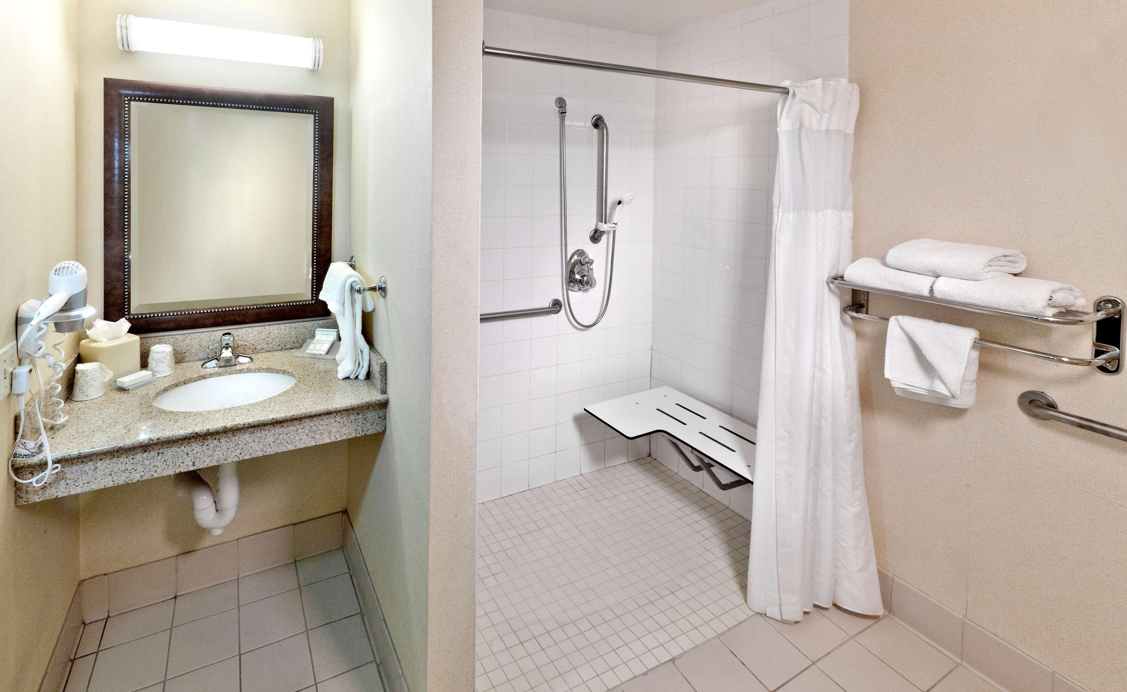 Hilton Garden Inn Ontario Rancho Cucamonga Dış mekan fotoğraf