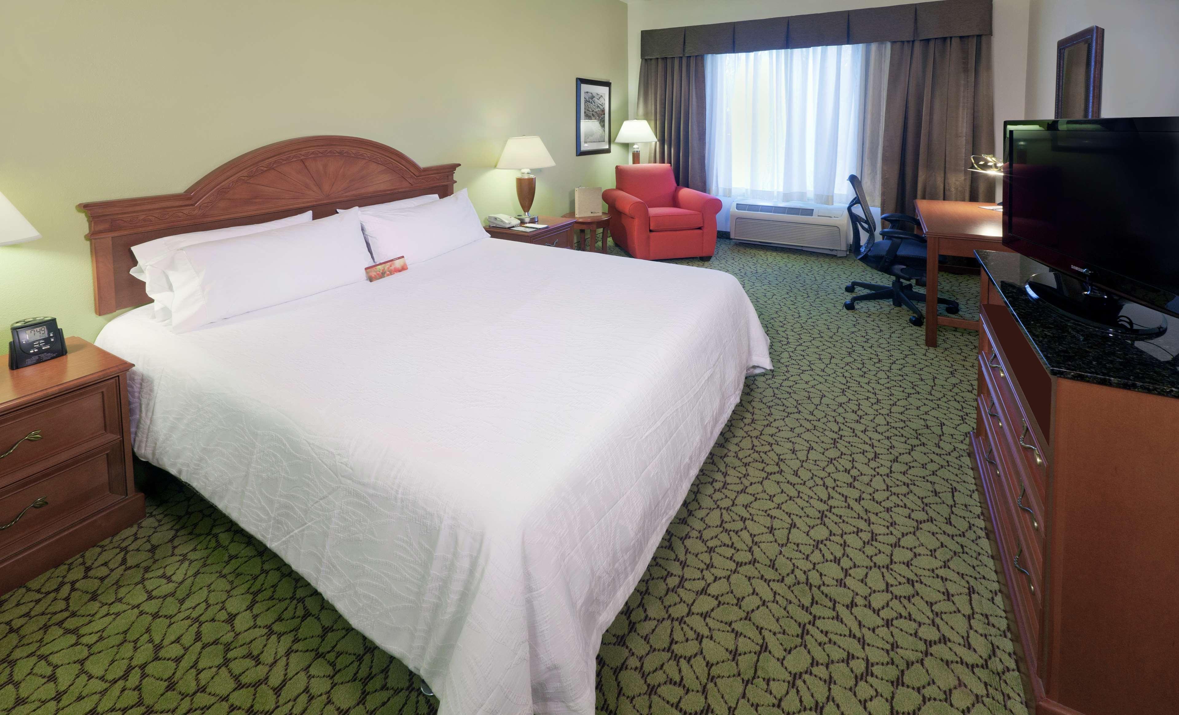 Hilton Garden Inn Ontario Rancho Cucamonga Dış mekan fotoğraf