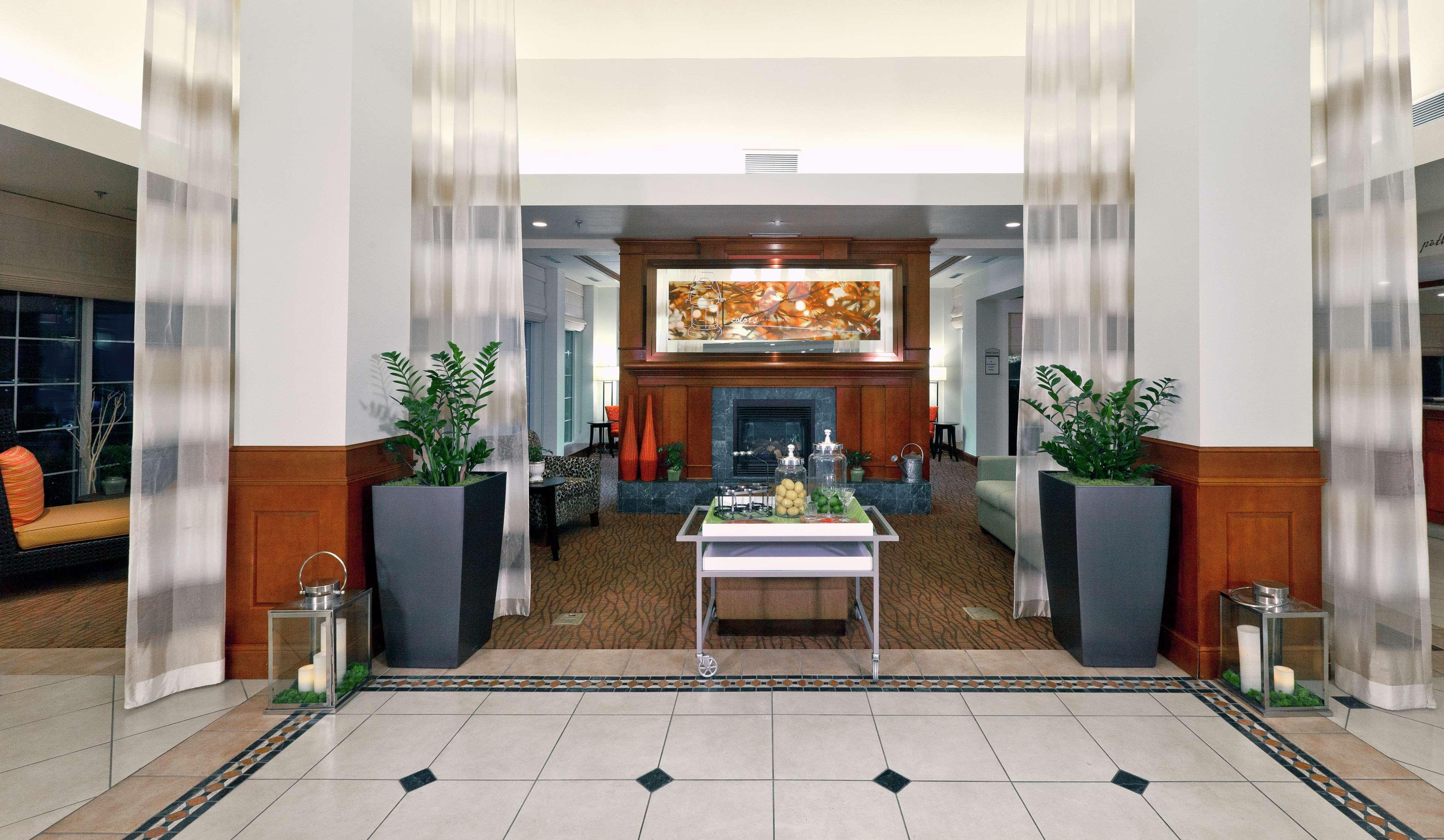 Hilton Garden Inn Ontario Rancho Cucamonga Dış mekan fotoğraf