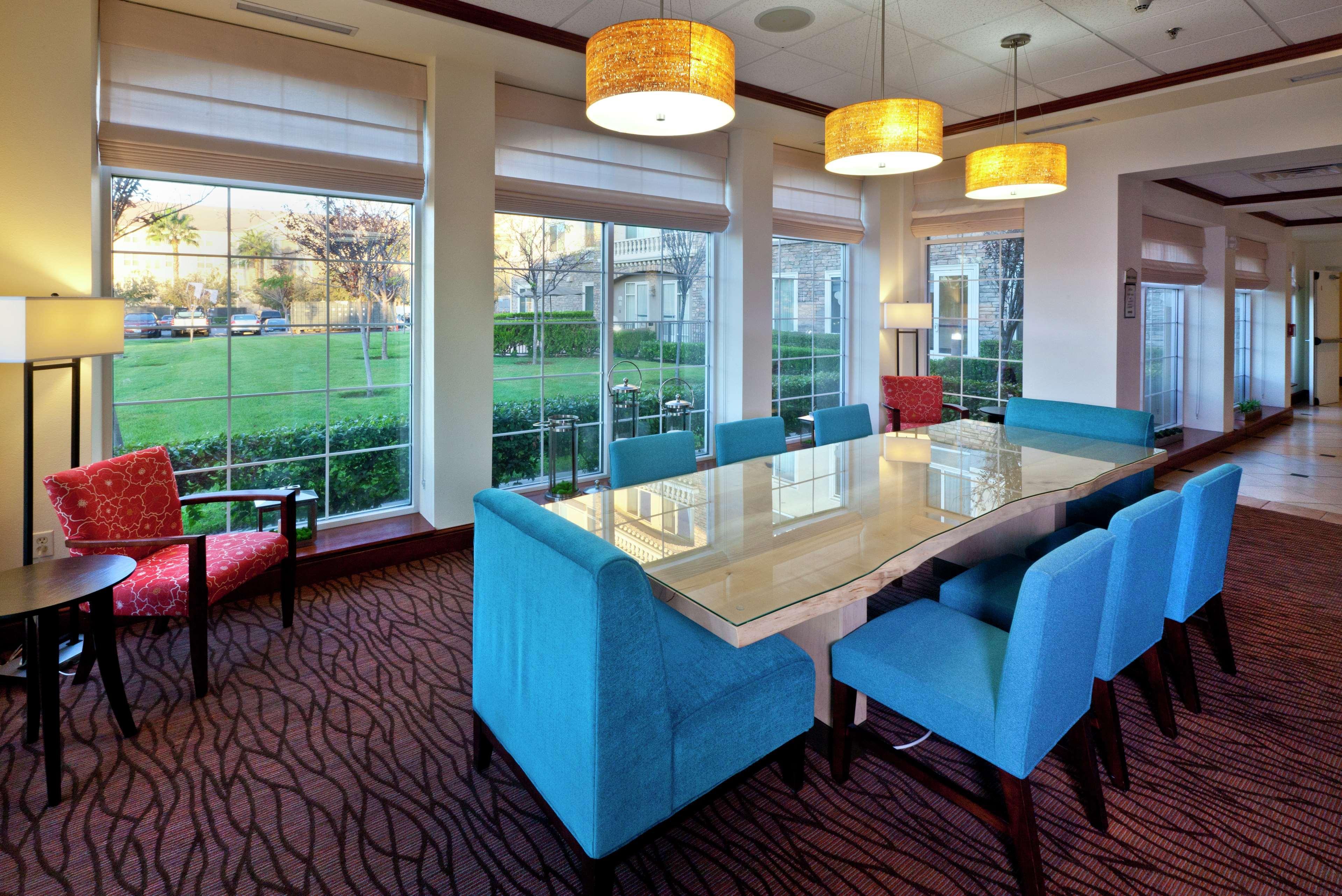 Hilton Garden Inn Ontario Rancho Cucamonga Dış mekan fotoğraf