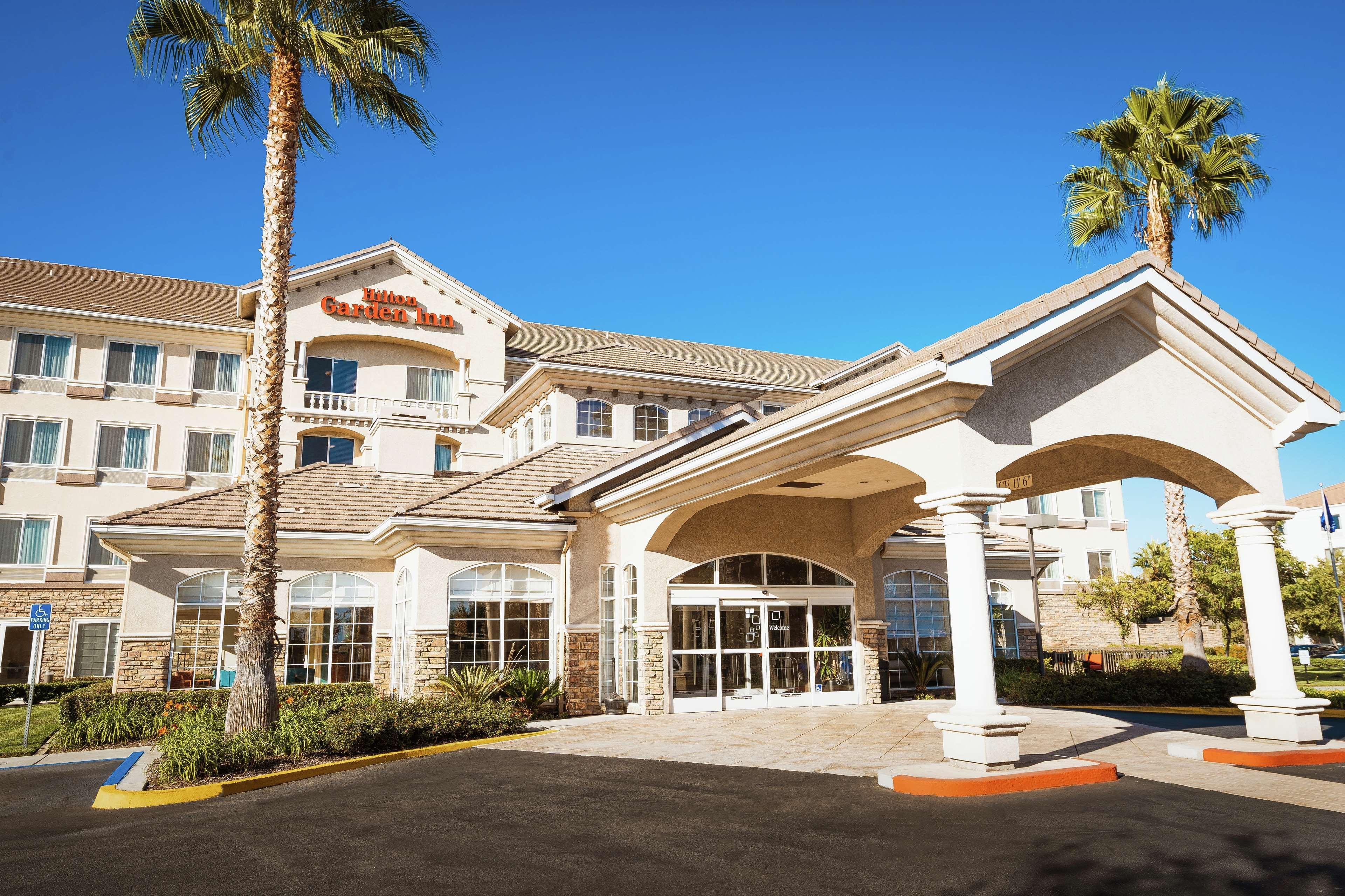 Hilton Garden Inn Ontario Rancho Cucamonga Dış mekan fotoğraf