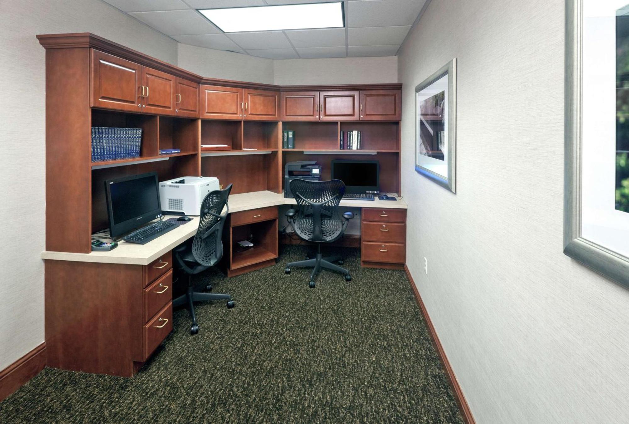 Hilton Garden Inn Ontario Rancho Cucamonga Dış mekan fotoğraf