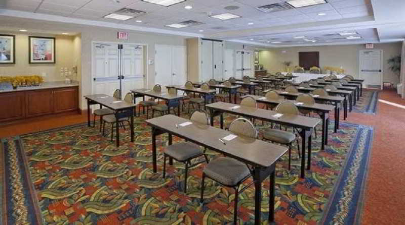 Hilton Garden Inn Ontario Rancho Cucamonga Dış mekan fotoğraf