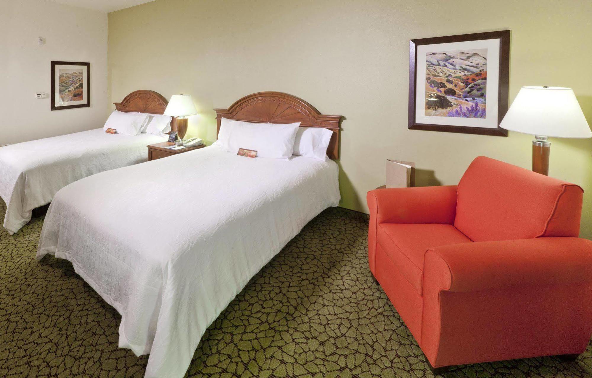 Hilton Garden Inn Ontario Rancho Cucamonga Dış mekan fotoğraf